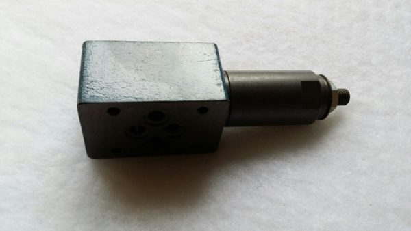 Valve hydraulique Bosch 0811109135 – Image 3